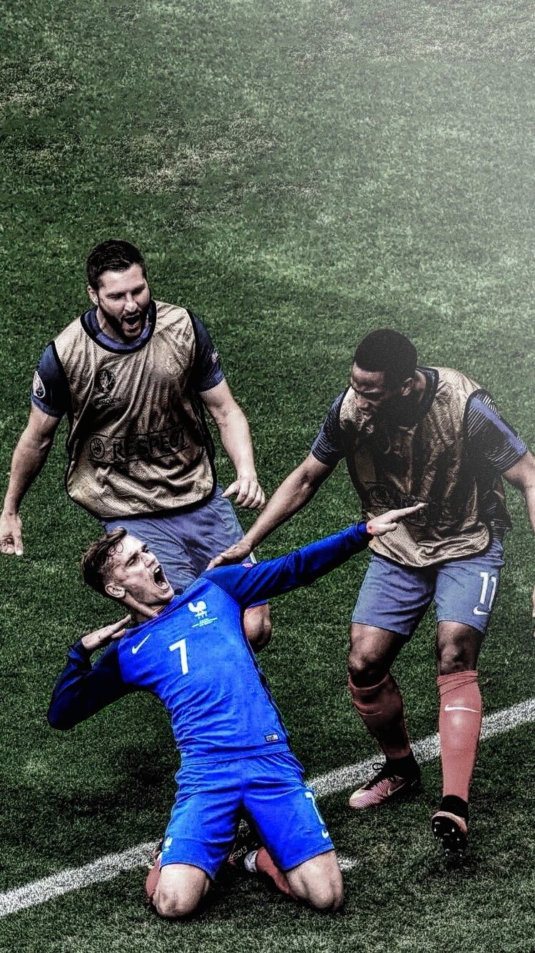 弗里克：我们今天的传球失误太多了；也许阿劳霍不该那样放铲（弗里克：今日传球失误偏多，阿劳霍那次铲球或许不该）