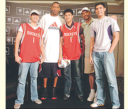 英超战报：曼联客场战胜埃弗顿,（英超：曼联客场击败埃弗顿）