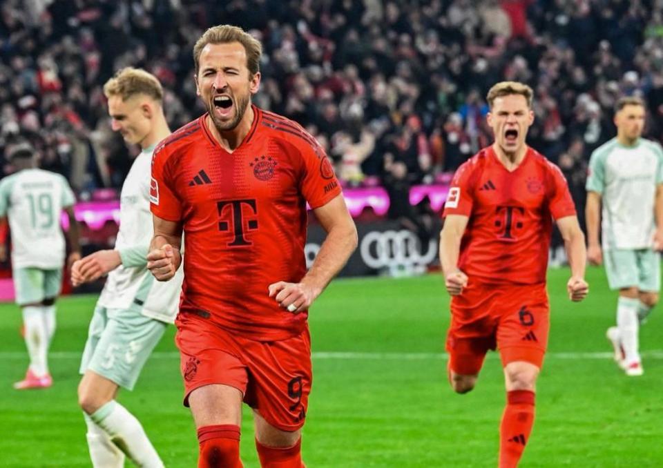 阿利亚迭雷父子分别身穿皇马与阿森纳球衣，晒出对弈图片