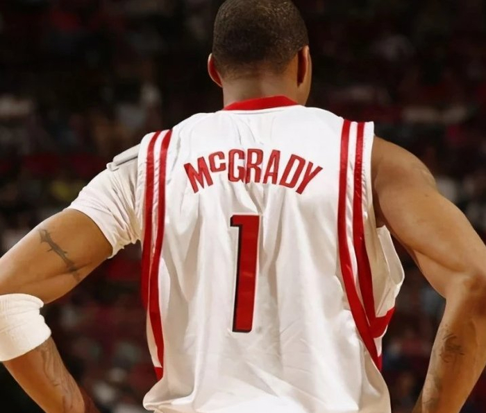 中超：北京国安客场2-1逆转上海申花（中超：北京国安客场2-1翻盘申花）