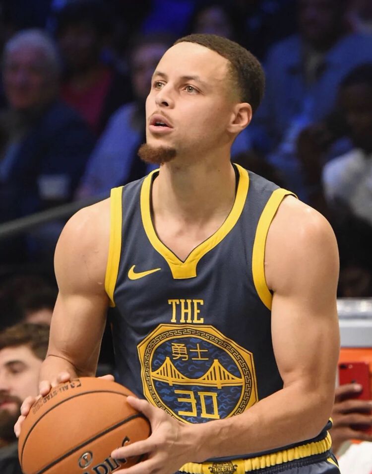 开拓者vs活塞前瞻：阿夫迪亚PK康宁汉姆，活塞欲捍卫主场（开拓者客战活塞前瞻：阿夫迪亚对决康宁汉姆，底特律誓守主场）